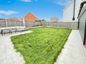 Woodford Walk- click for photo gallery